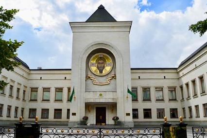 Храм Всех Святых, в Земле Русской просиявших